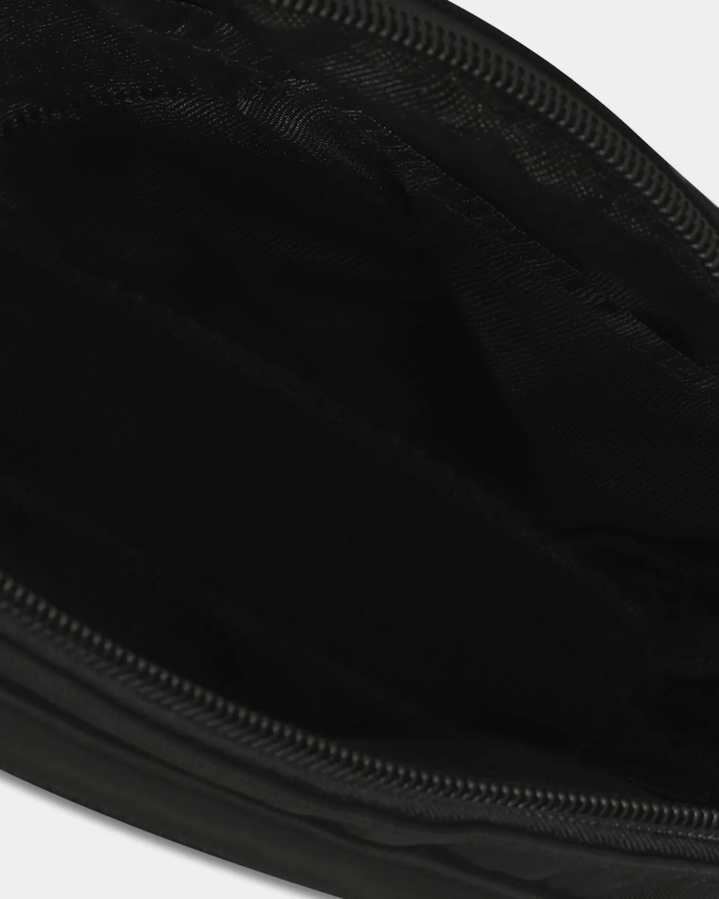 Bareen Pouch - Black