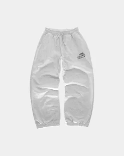 Bareen X Airtox - Cuffed Straight Leg Sweatpants, Women - Cloudy Grey