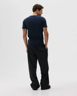 Classic Fit, Men - Embroidered Logo - Navy Blue