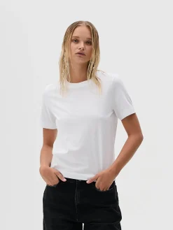 Classic Fit, Women - White
