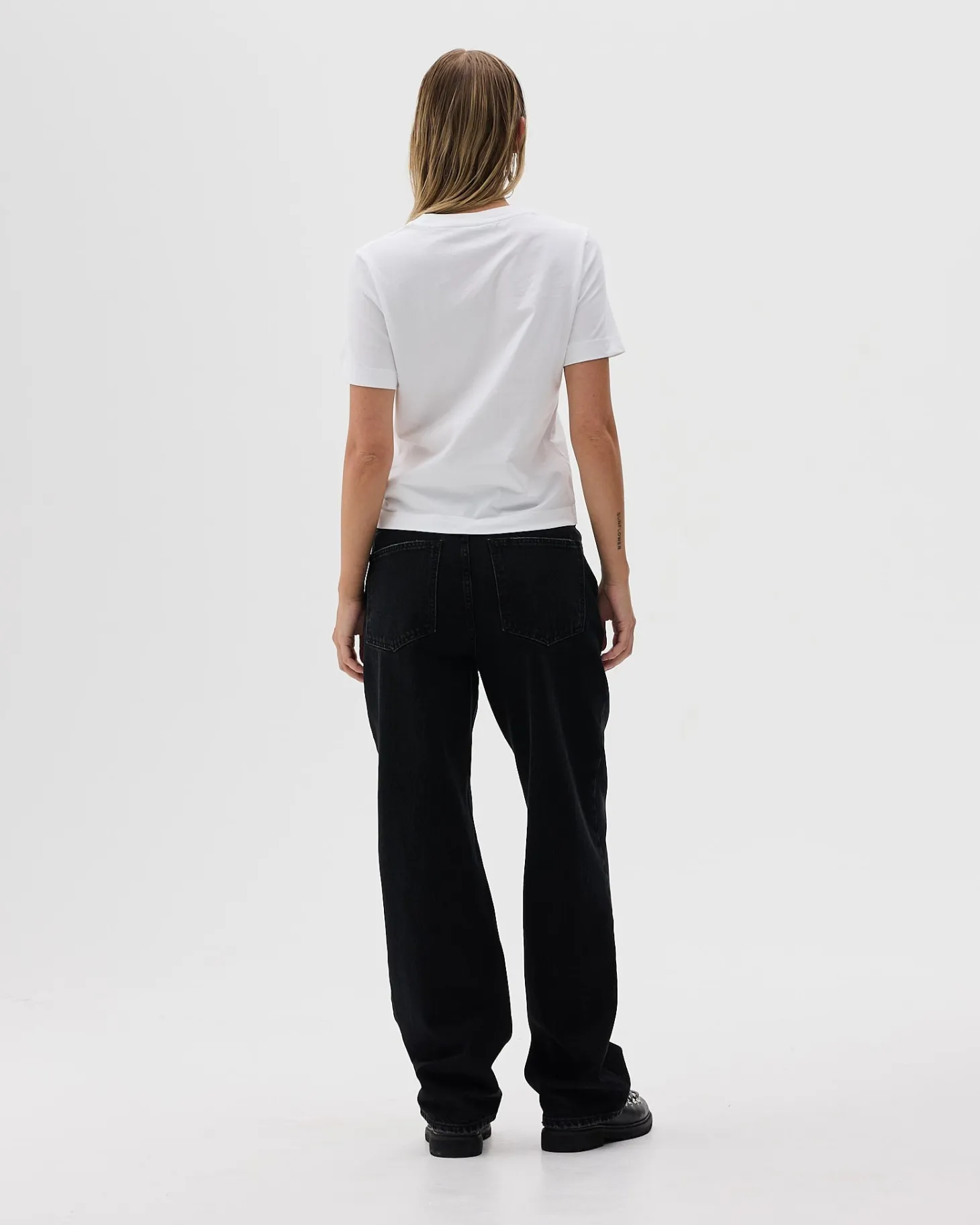 Classic Fit, Women - White